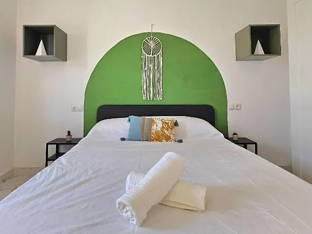 Apartamento De 3 Dormitorios A Un Paso De La Playa Y El Centro Almería